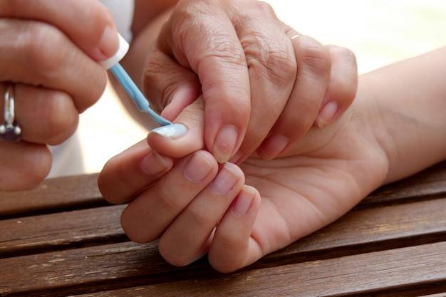 Gdzie leczyć grzybicę paznokci w swoim mieście?